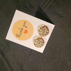 Vintage Gold-toned Posts